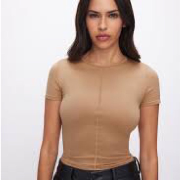 WMNS 5/6 SUPER SOFT SCULPT TEE- GOOD AMERICAN NWOTS - Picture 2 of 4